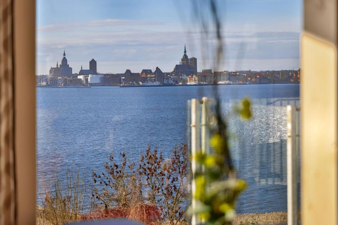 Panoramalodge Ruegen Altefähr Exterior foto